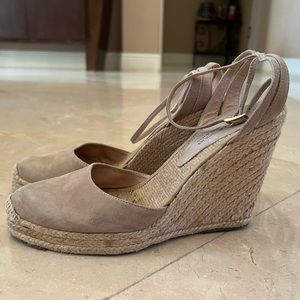 Andre Assous Tan Suede Wedge Espadrille Size 10